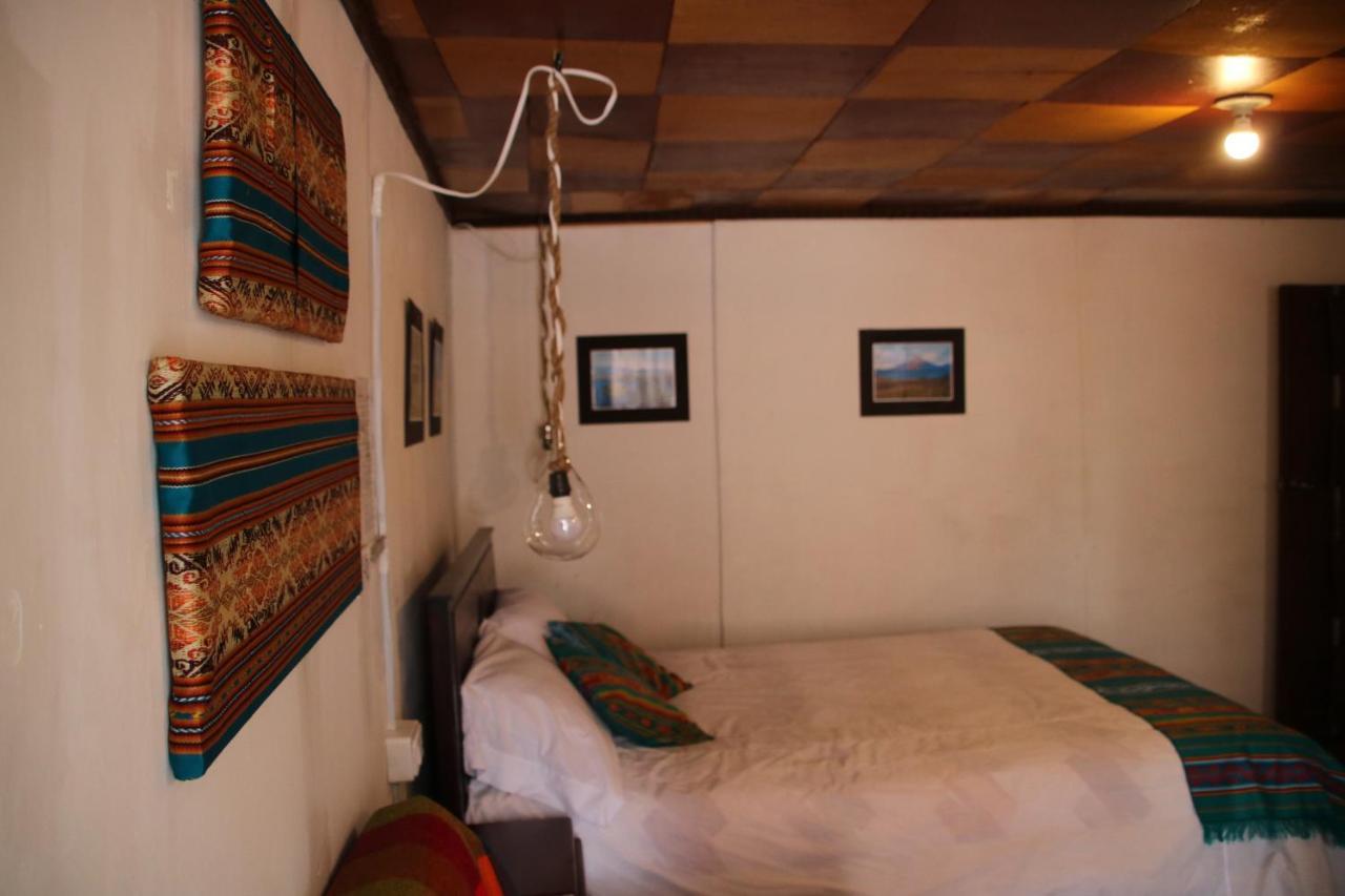 Hospedaje Los Ponchos Otavalo Exterior photo