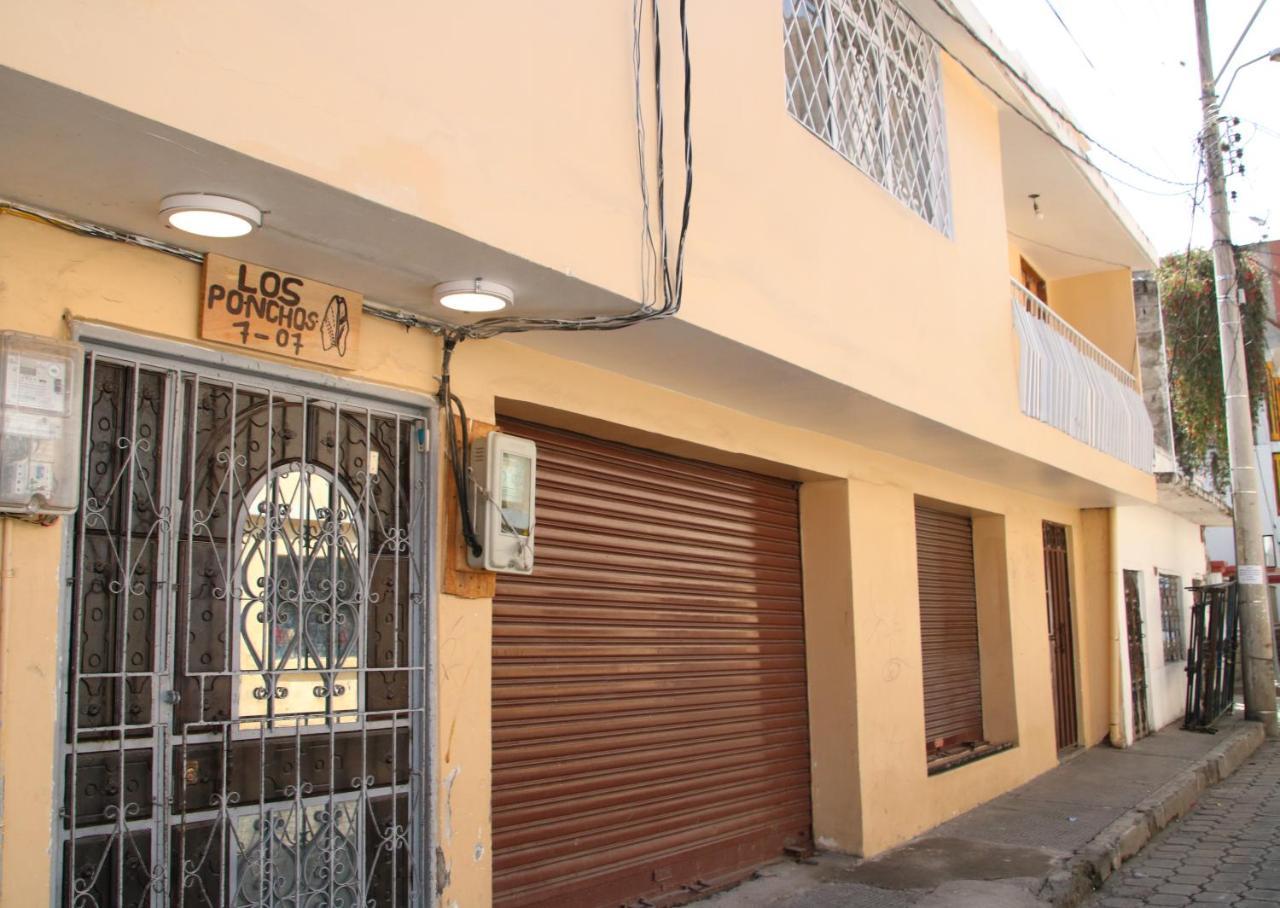 Hospedaje Los Ponchos Otavalo Exterior photo